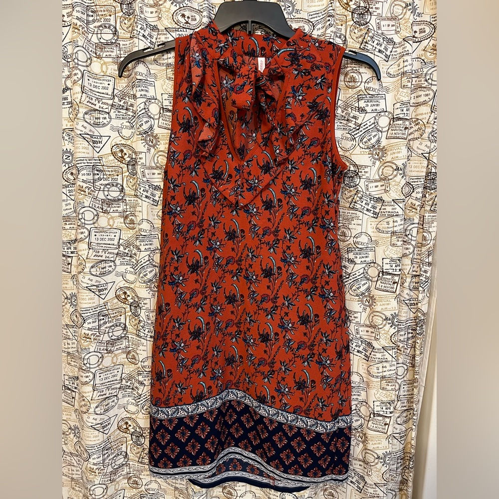 Floral Sleeveless Dress with Neck Bow Tie